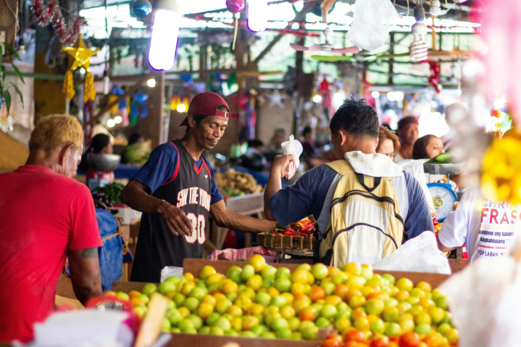 รัฐงัดไม้ตายสู้ของแพง! จ่อฟื้น 'คนละครึ่งพลัส 2569' แจกไม่ต่ำกว่า 2,000 บาท ดีเดย์ลงทะเบียน พ.ค. นี้ เช็กเงื่อนไขด่วน!